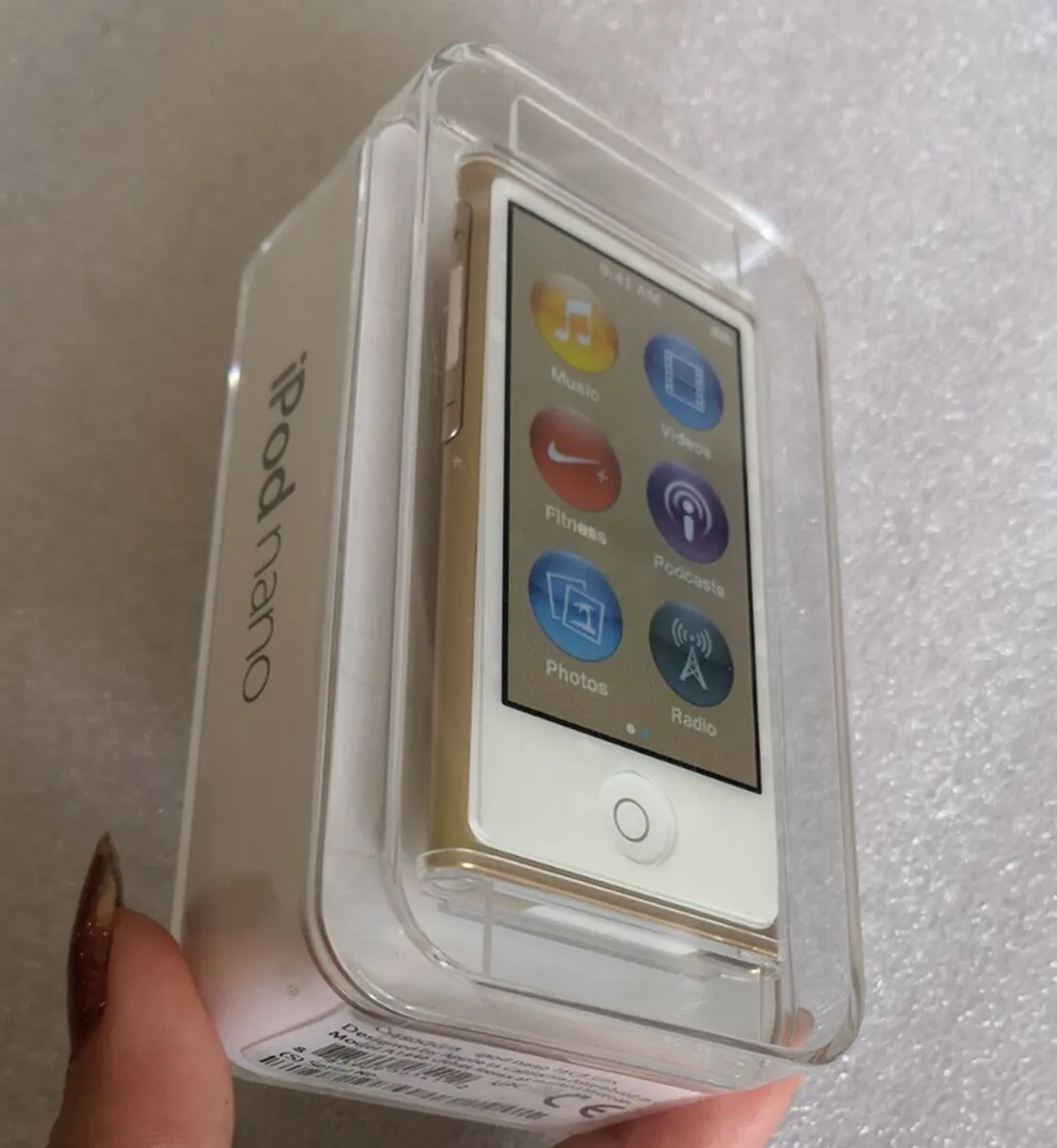 NEW,Apple iPod nano 7th generation (16gb) sealed retail box--Gold ,WARRANTY