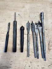 lot anciens outils pour le