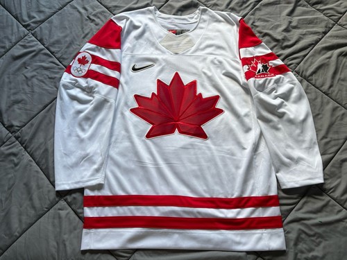 Nike Team Canada Olympic Games Hockey White Jersey Men’s L