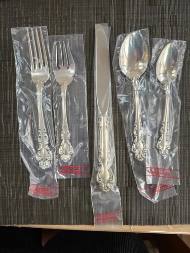 Reed & Barton Spanish Baroque Sterling Silver 5-Place Settings-NEW Mint