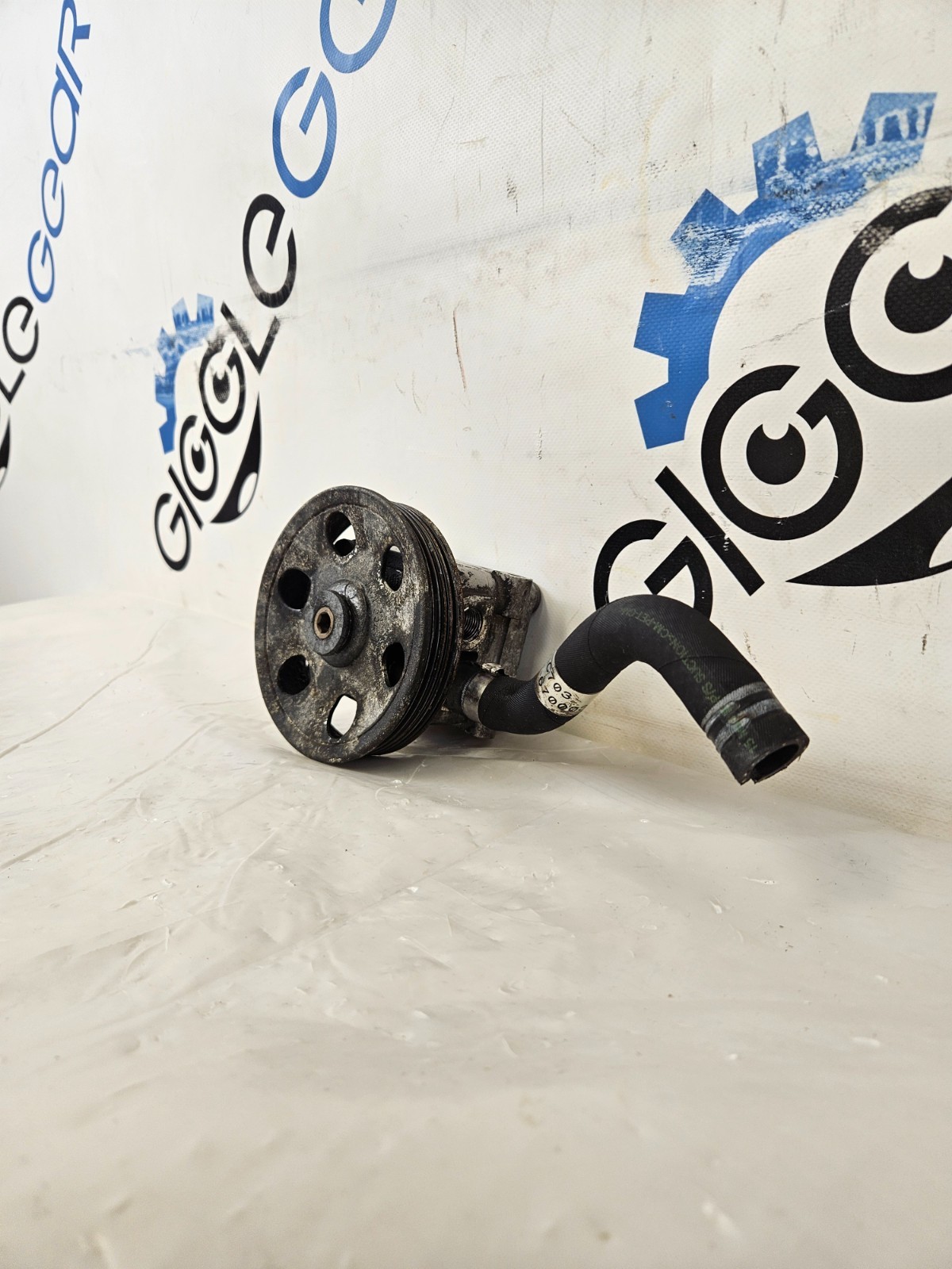 2014-2020 MASERATI QUATTROPORTE 3.0L  POWER STEERING PUMP W/ PULLEY OEM