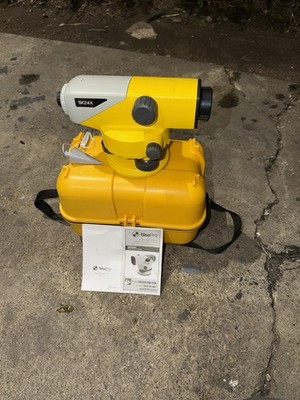 SITEPRO SK32/X/28X/24X AUTOMATIC LEVEL W BOX AND W YOU SEE ON THE PICTURE ONLY