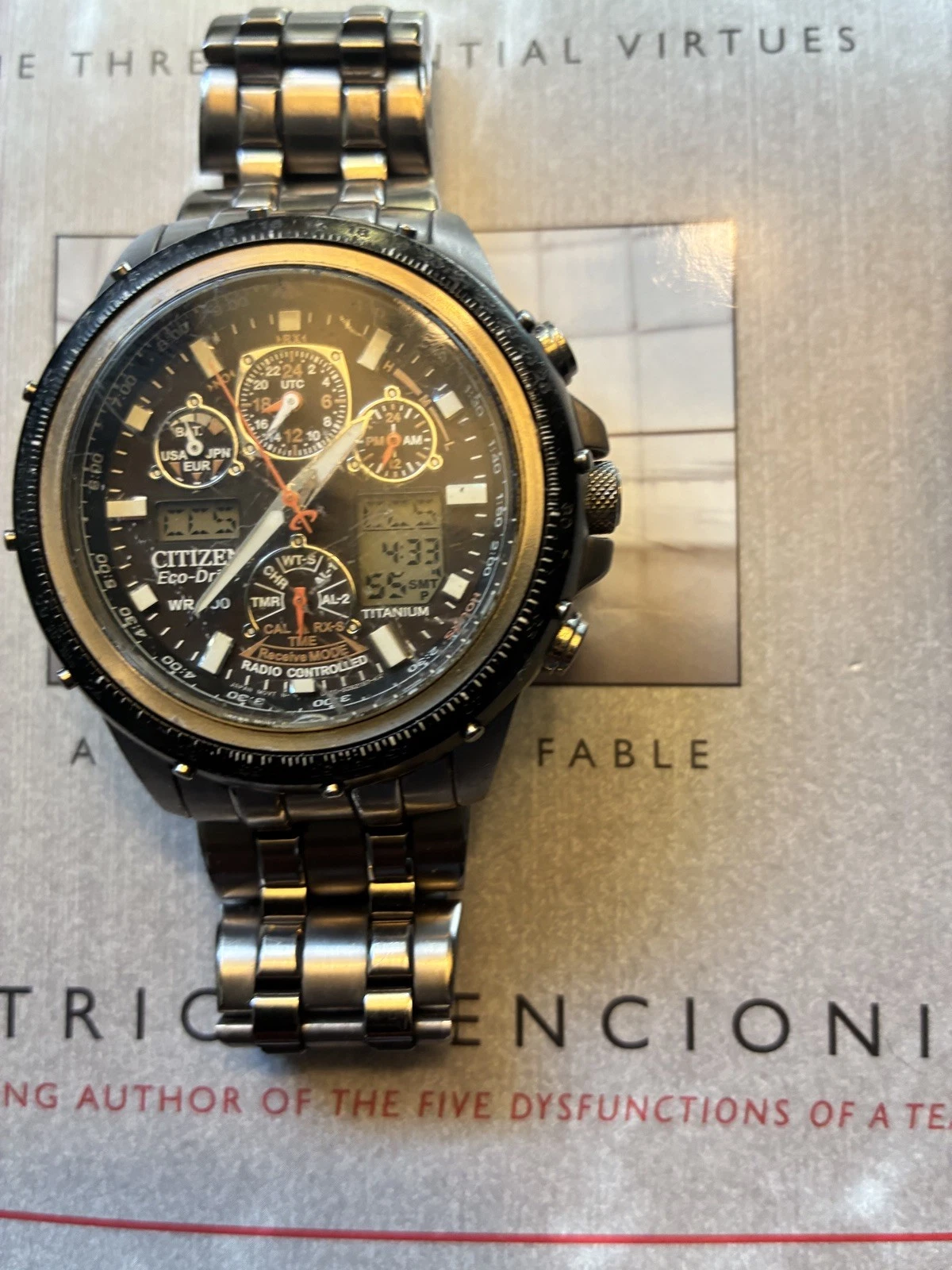 CITIZEN ECO DRIVE RADIO CONTROL TITANIUM CHRONO SKYHAWK WATCH