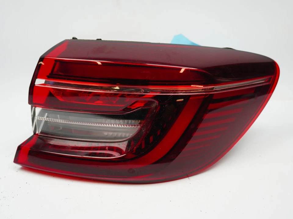Rücklicht Rechts Angebot RENAULT Clio V Phase 1 - 1.3i Tce 130ch - Bild 2 von 4