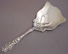 IRIAN- WALLACE STERLING BON BON SCOOP