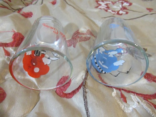 Vintage Boarder Bob and Biker Gommy glass juice drinking glasses - Picture 9 of 9