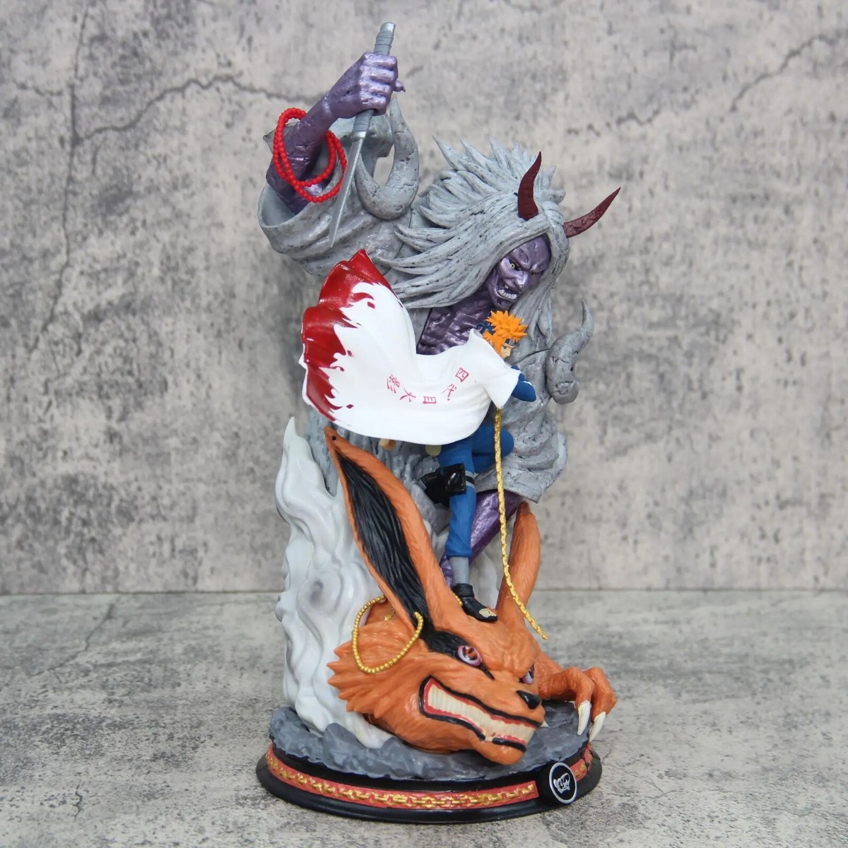 29cm Naruto Minato vs 9 Tails Kurama Battle PVC Action Figure