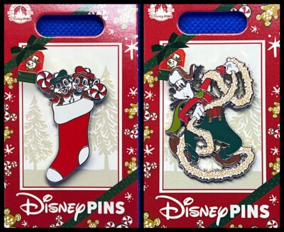 Disney Parks 2 Pin Lot CHRISTMAS 2022 Chip & Dale stocking + Goofy - NEW!