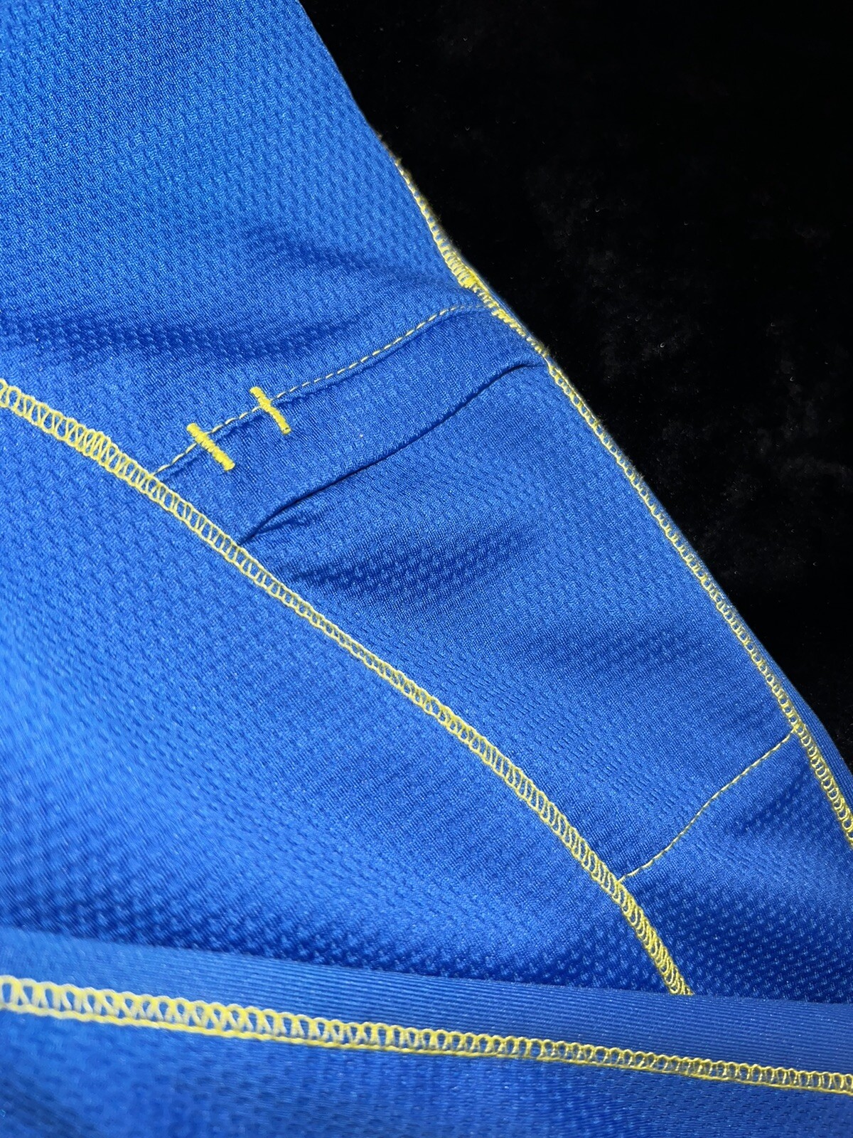 FILA Giacca Leggera Donna Atletica Pista. Blu giallo medio. Cerniera completa.