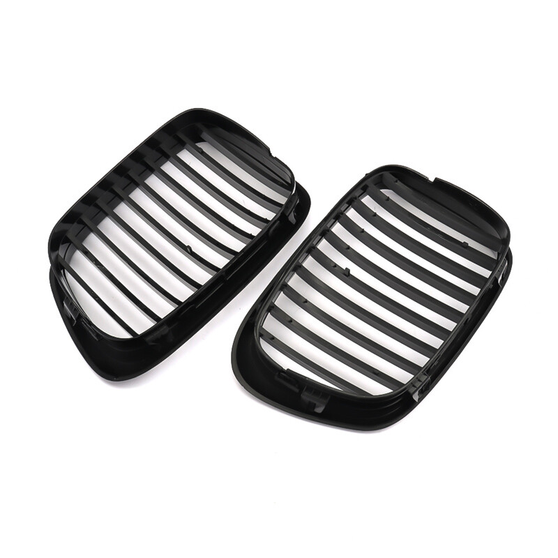 Astra Depot Left Right Chrome Kidney Grille Compatible With 1997-2003 BMW E39 520i 523i 525i 528i 530i 535i 540i M5 4DR