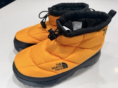 The North Face Womens Nuptse Traction Chukka Boots Summit Gold Size 11 MSRP $130