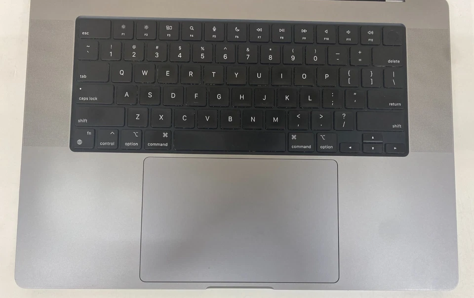 Apple MacBook Pro 16" M1 Pro · 32GB · 512GB, photo 3 of 5