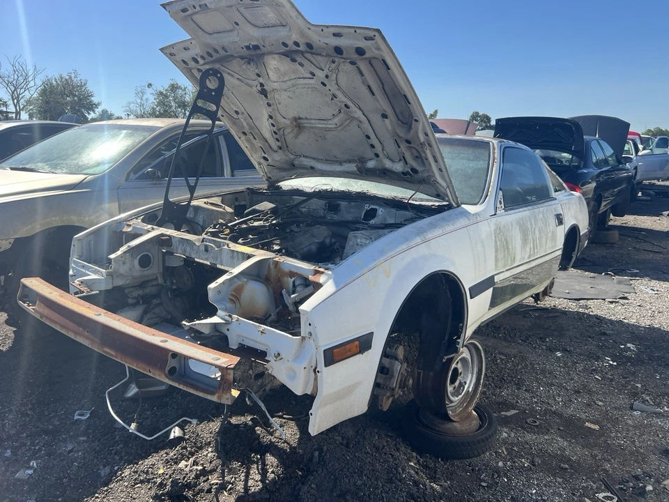 84-85 Nissan 300ZX Passenger Right Front Fender Oem - Image 3 of 4