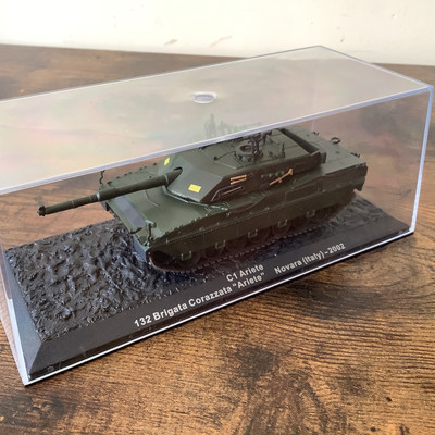 Deagostini Kampfpanzer C1 Ariete 132 Brigate Corazzata Ariete Novara Italien 2002