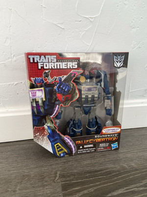 Transformers Generations Fall Of Cybertron Soundwave Misb