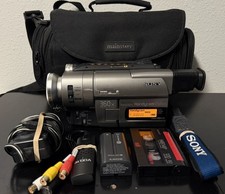 Sony Handycam CCD-TRV66 Hi8 Camcorder Nightshot Wide Lens TESTED WORKING   