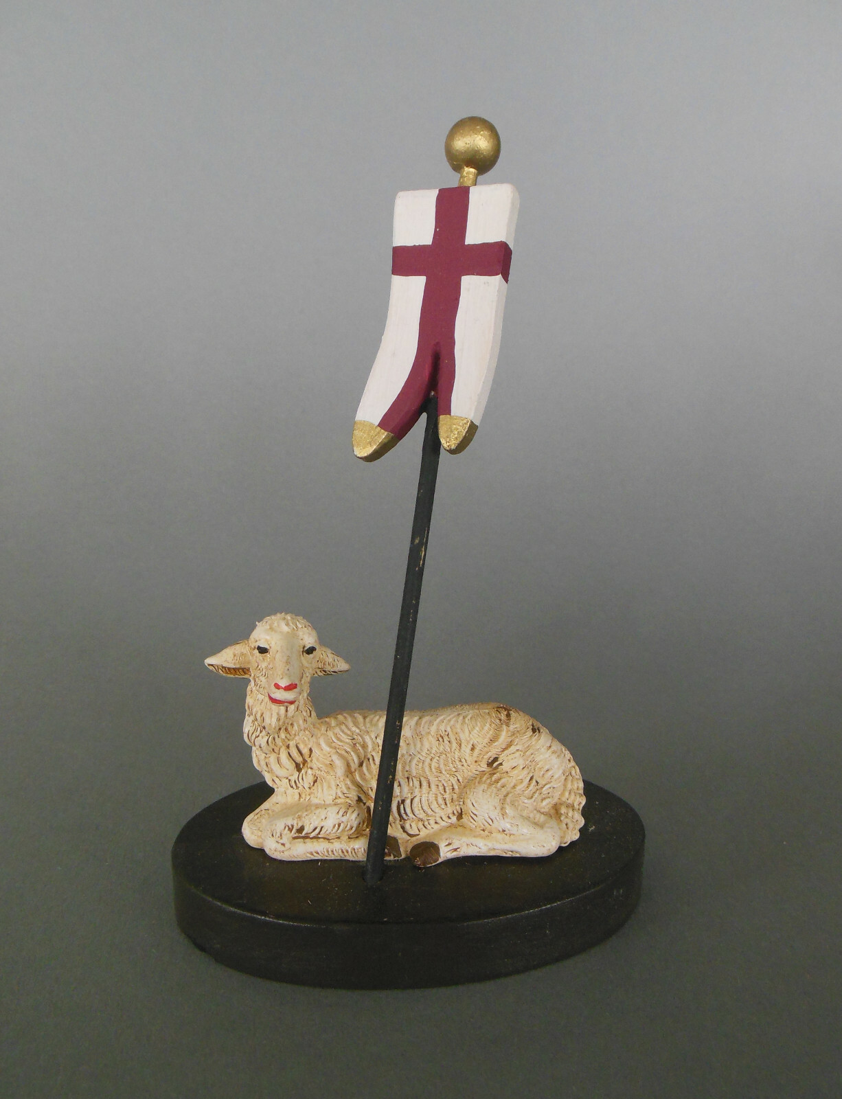 Osterlamm mit Fahne klein Holz Sockel Schaf Kunststoff Osterfest Osterzeit Nr. A
