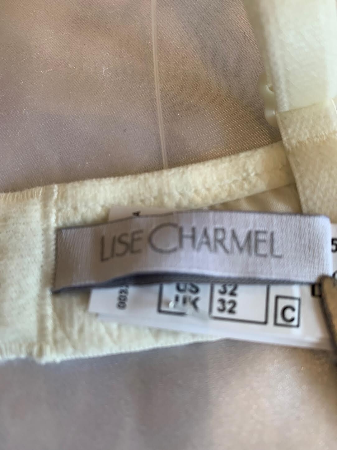 Ensemble Lingerie Lise Charmel Soie Et Dentelle - Soutien-gorge Triangle Et Shorty - Neuf Avec étiquettes