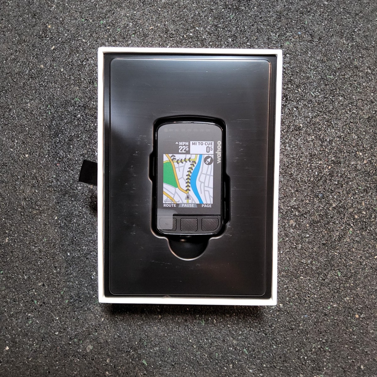Wahoo ELEMNT Bolt GPS Bike Computer - Black (WFCC5) for sale