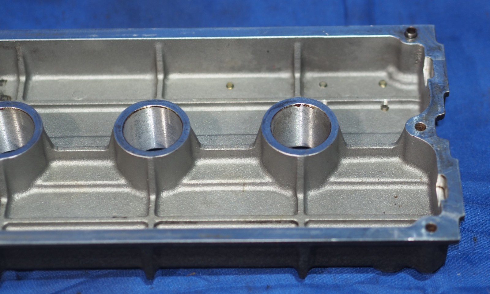 2001-2005 Lamborghini Murcielago 6.2L L535 Pre-LP Right Side Valve Cover OEM