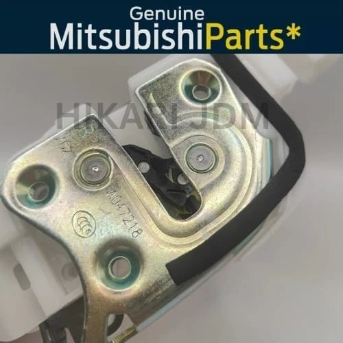 GENUINE Mitsubishi L200 Shogun Sport Drivers door latch BRAND NEW RF OSF. - Image 3 of 3