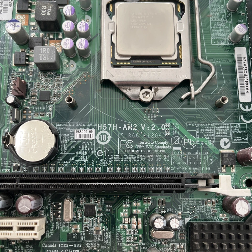 Placa madre Acer H57H-AM2 con CPU Intel Core i7-860 de 2,8 GHz y 8 GB de RAM Foto 2 de 4