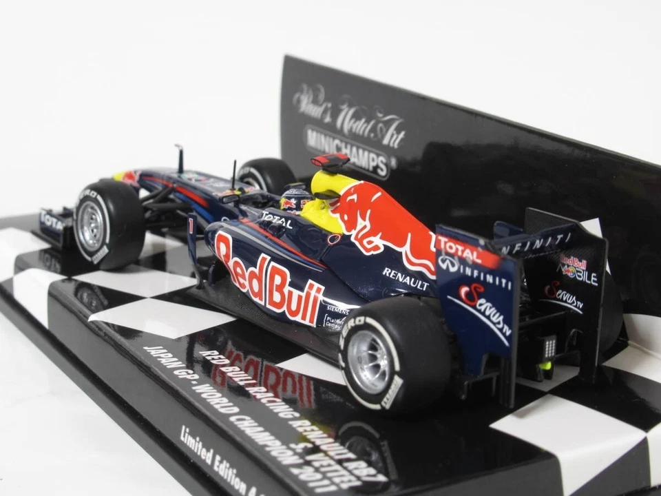 Mini Coche MINICHAMPS Red Bull Renault RB7 S.Vettel GP de Japón 2011 campeón del mundo Foto 3 de 3