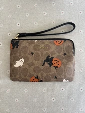 Coach Corner Zip Wristlet  In Signature  Canvas With Halloween Print