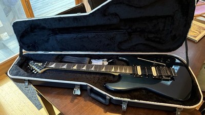 Charvel Model 4 Late 80 s Cobalt Blue With Case