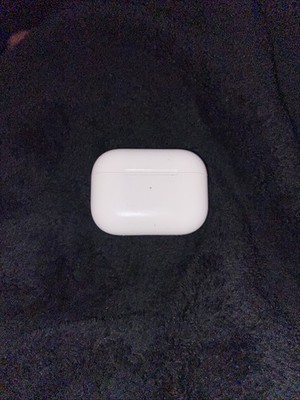 Apple AirPods Pro 2nd Generation with MagSafe Wireless Charging Case - White