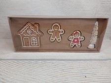 New Set of 4 "Gingerbread  Tree" Mini Winter Sign Christmas Decor Tier Tray