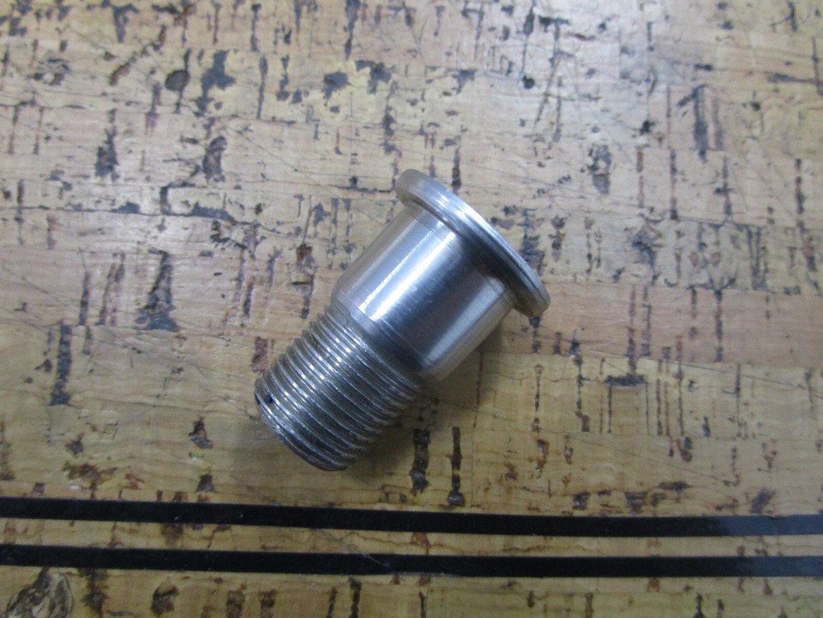 NEW OEM* 0820 Volvo Shoulder Screw 839696 | eBay