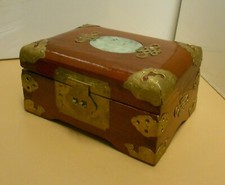 Sch&ouml;ne Chinesische Schmuckschatulle mit Messingbeschl&auml;gen+Spieluhr Elise gebr.