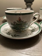 Vtg Spode Christmas Tree Set Of 4 Tea Cups And Saucers Made In England