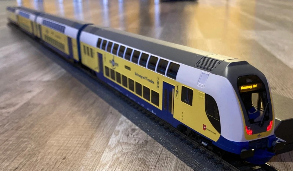 Märklin/Piko H0 Metronom Kompletter Zug AC Licht und Sound Beschreibung lesen! - Bild 3 von 4