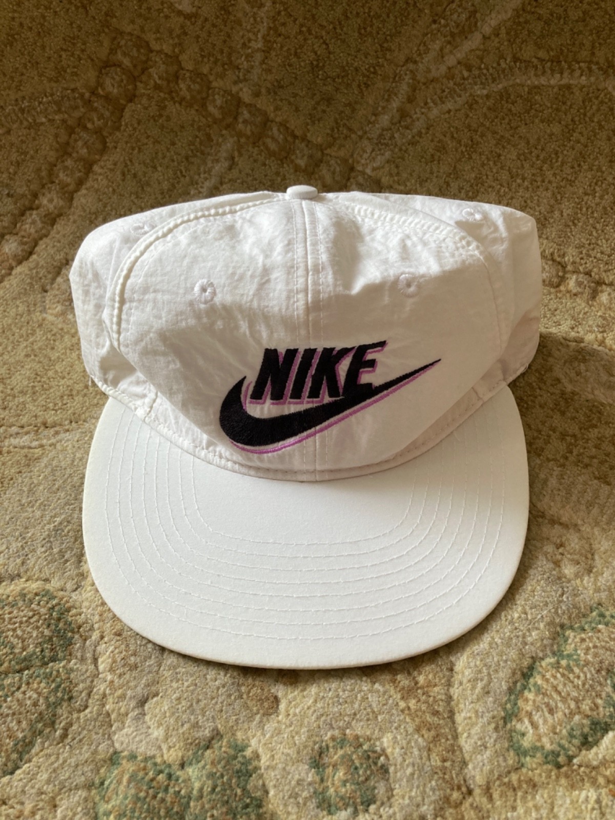 Vintage 90s Nike Nylon White Cap