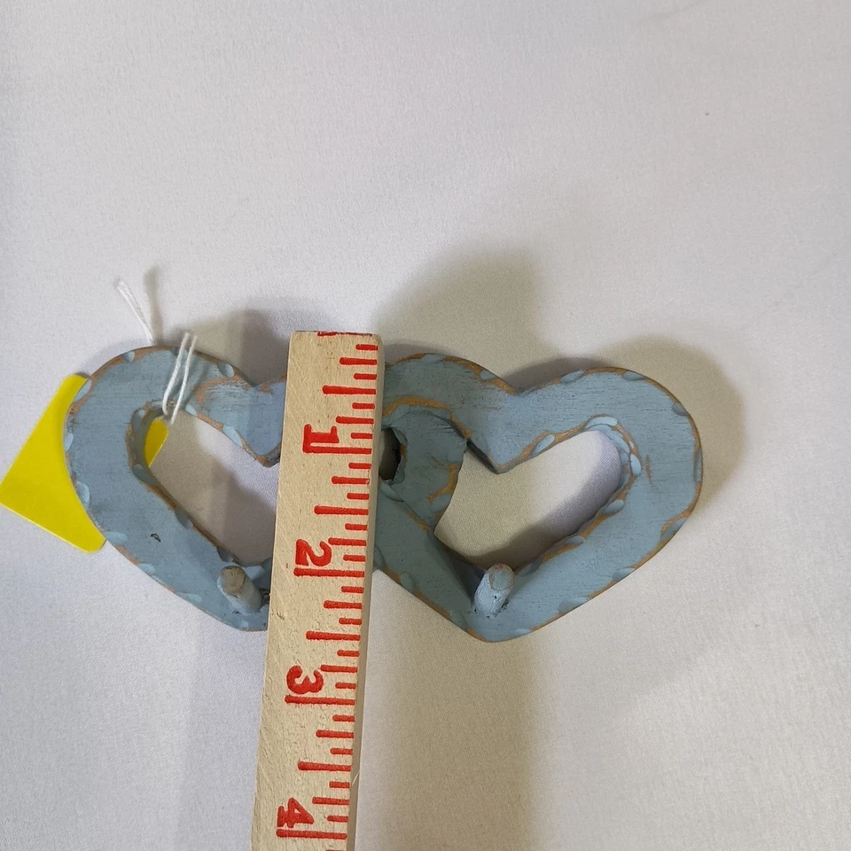 钥匙扣狗猫皮带挂钩小型木制悬挂 2 个钉双心 6 x 3 — 第 4/4 张图片