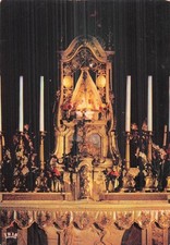 43 LE PUY EN VELAY MAITRE AUTEL DE LA CATHEDRALE AVEC LA VIERGE NOIRE