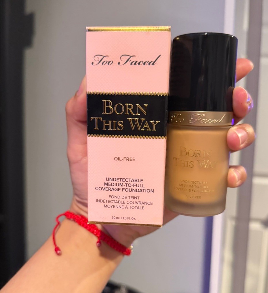 Too Faced Born This Way Oil-Free Medium-to-Full Coverage Foundation 1 fl oz