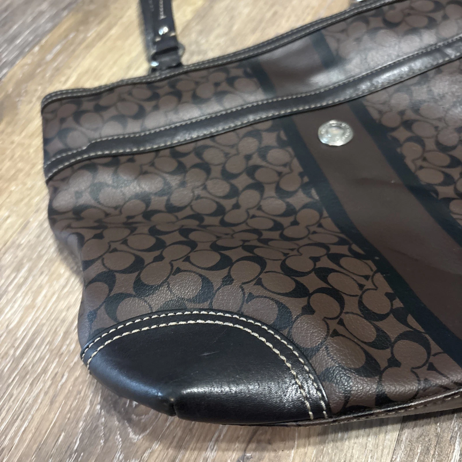 Borsa Coach Chelsea Heritage a righe marrone firmata in pelle doppia F15137