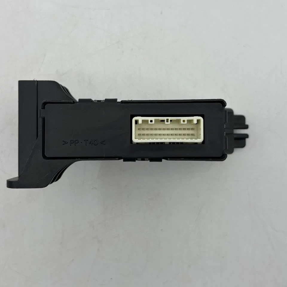 2006-2008 Toyota RAV4 AC Amplifier Climate Control Computer Module 88650-42180 - Image 3 of 4