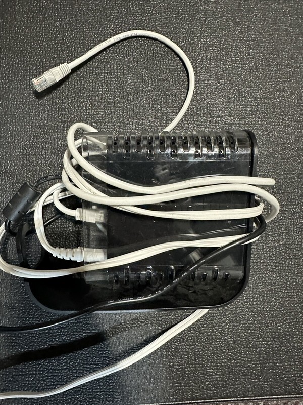 PogoPlug USB Multimedia Sharing Device POGO-E02, POGO E02, Black, with Cables!
