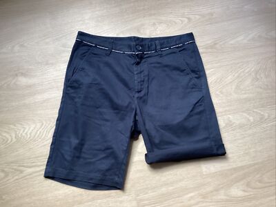 Bermuda LOVE MOSCHINO taille 38/40 bleu marine bon état