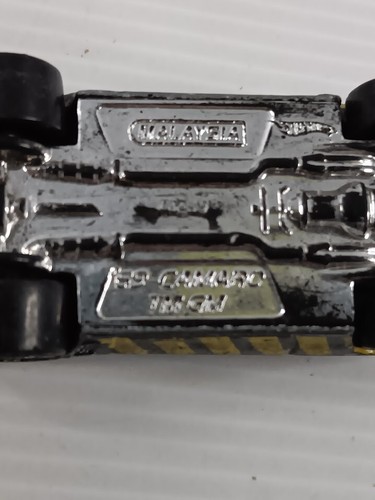 Hot Wheels '69 Camaro Black / Yellow Car Bumble Bee Convertible Loose - 第 11/13 張圖片