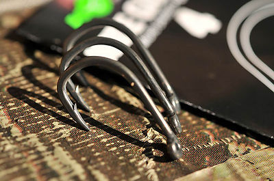 Korda Wide Gape XX Fishing Hooks - Ultra Sharp, Microbarb, Sizes 1 - 8