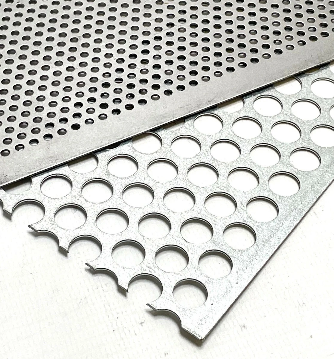 STAINLESS STEEL Decorative PERFORATED SHEET 304 Grade 3 mm Hole 5 mm Pitch
