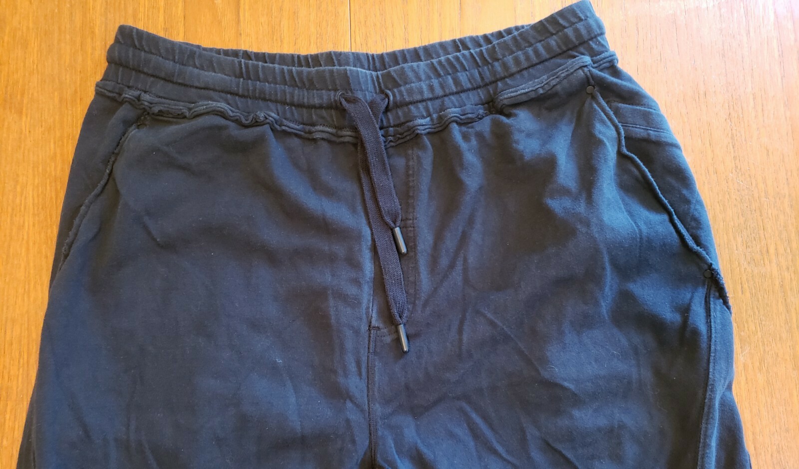 Men’s Lululemon RARE Sweat Pants Sz L Navy deconstructed style large pockets image 2