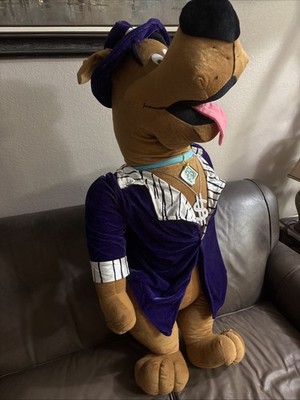 Rare Scooby-Doo Large Plush Six Flags 48 Inches Tall. Great Shape