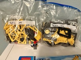 LEGO CITY: Crawler Crane (Set: 7632) 95% Complete With Instructions