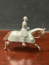 Vintage 2 1/2Inch Lead Figure Knight on Top of Armored Horse w/NO Lance 14